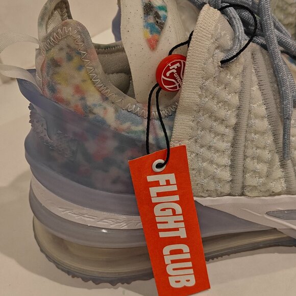 Nike LeBron 18 XXVIII 'Play for the Future' CW3156-400 Mens Size 8 Excellent - Picture 4 of 16